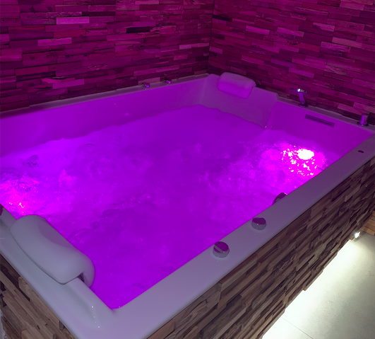 Jacuzzi-Spa et Massage 45' en Duo image